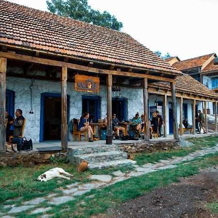 Hotel Arevi Gosh Εξωτερικό φωτογραφία
