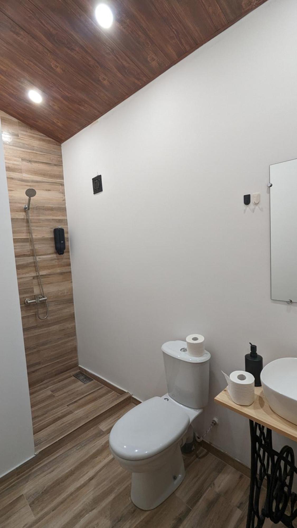Hotel Arevi Gosh Εξωτερικό φωτογραφία